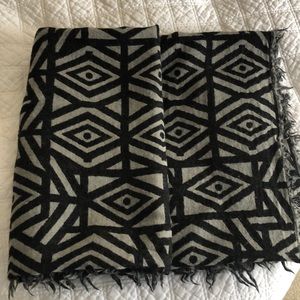 Wilfred Diamond Mosaic Scarf